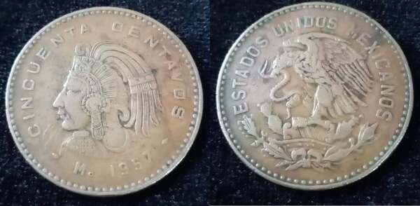 Moneda de 50 centavos mexicanos del año 1957