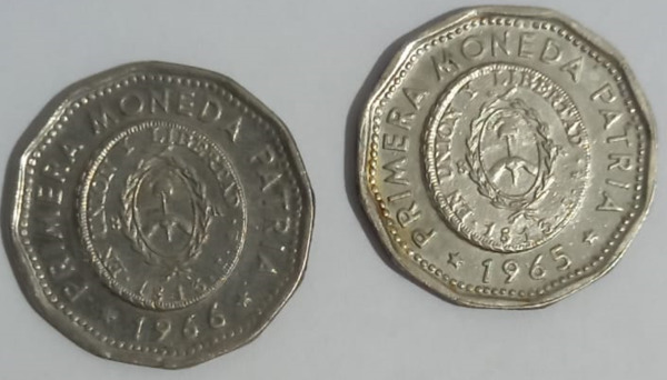 Primer Moneda Patria 25 pesos 1966