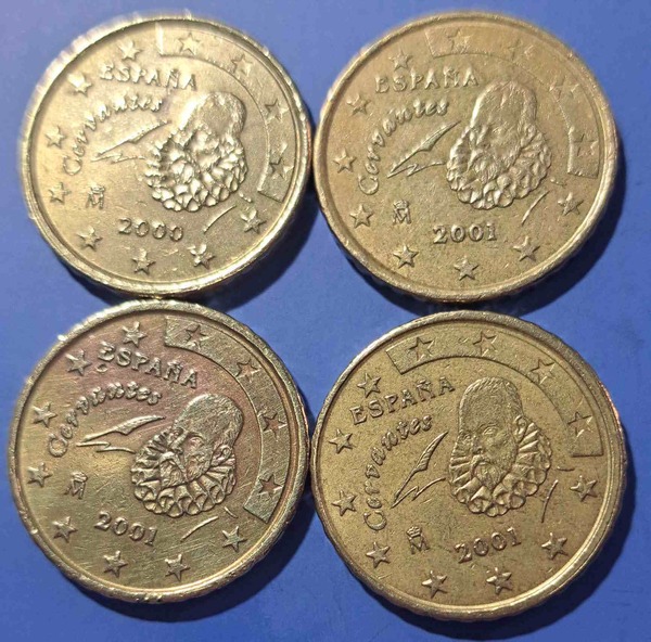 011☆☆ Vendo lote 4 monedas de 10 céntimos de euro ( higienizadas ) de España del año 2001.