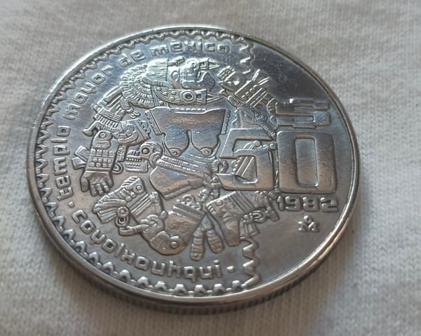 Moneda de 50 pesos 1982 coyolxauhqui