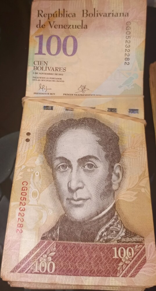 Billete de 100 bolívares 5 de noviembre
