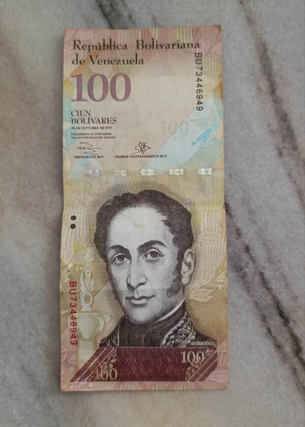 100 bolivares 29 de octubre 2013