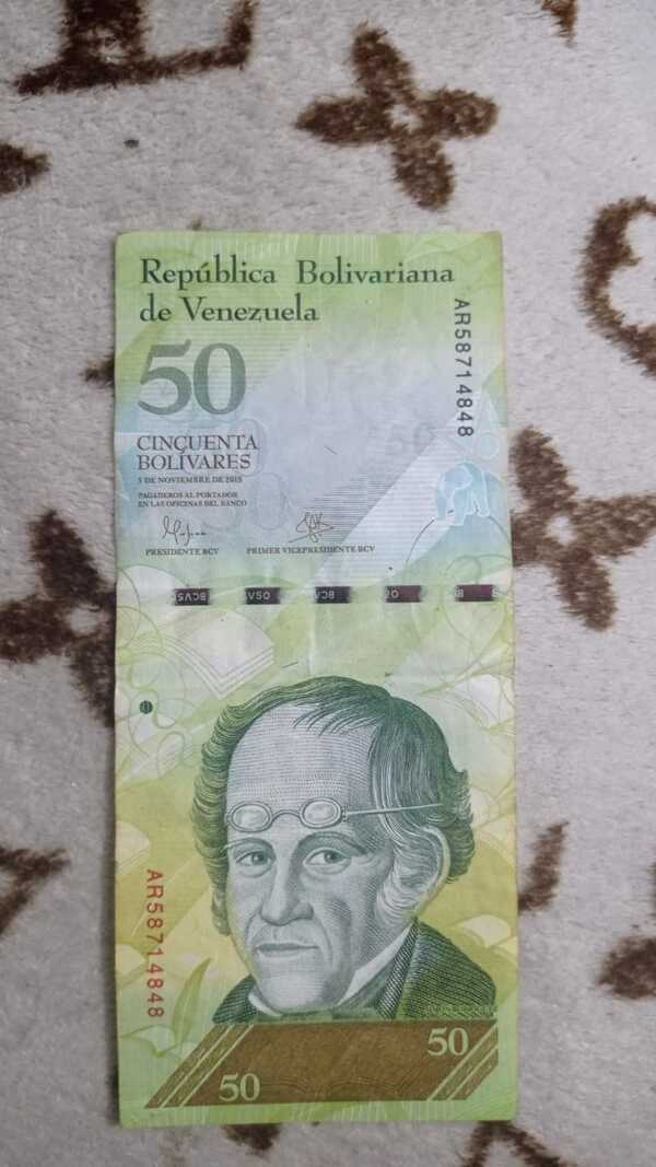 50 bolivares 5/11/2015