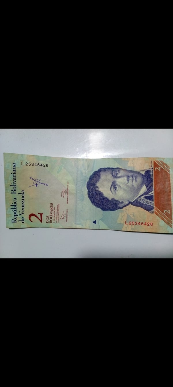 Billete de 2 bolivares fecha 31 de enero 2012