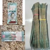 2 bolívares