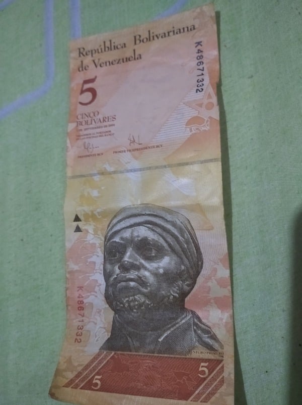 Bolivares 5 bs