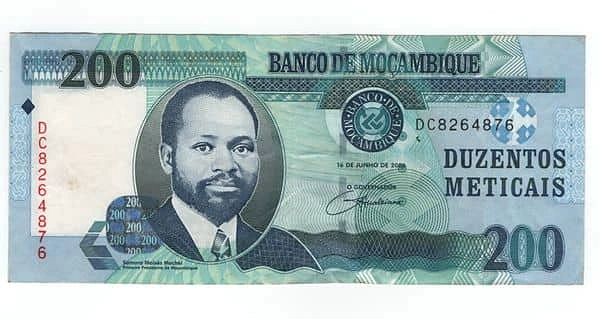 200 Meticais