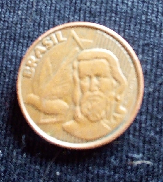 Foto 2 Moneta non identificata: Moneda de Brasil 5 centavos con error en las estrellas