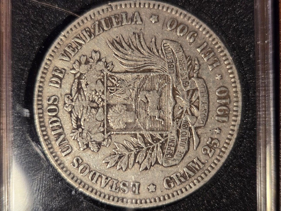 Foto 2 Moneta non identificata: 5 Bolívares