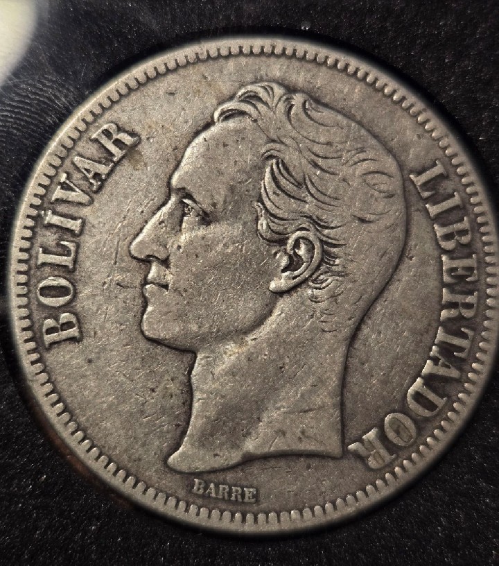 Foto 1 Moneta non identificata: 5 Bolívares