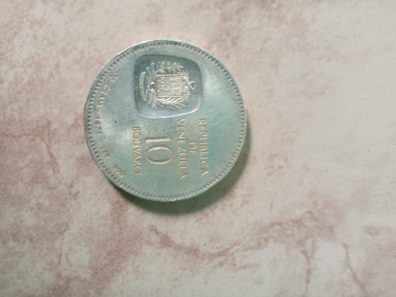 Foto 1 Moneta non identificata: moneda de 10 bolivares