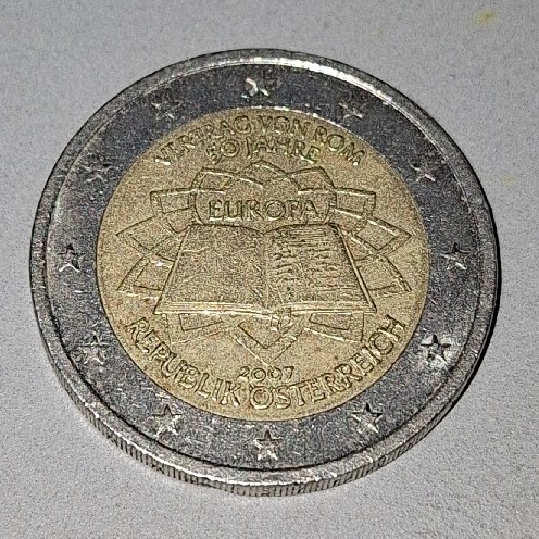 Foto 2 Moneta non identificata: Posible error de acuñación moneda alemana
