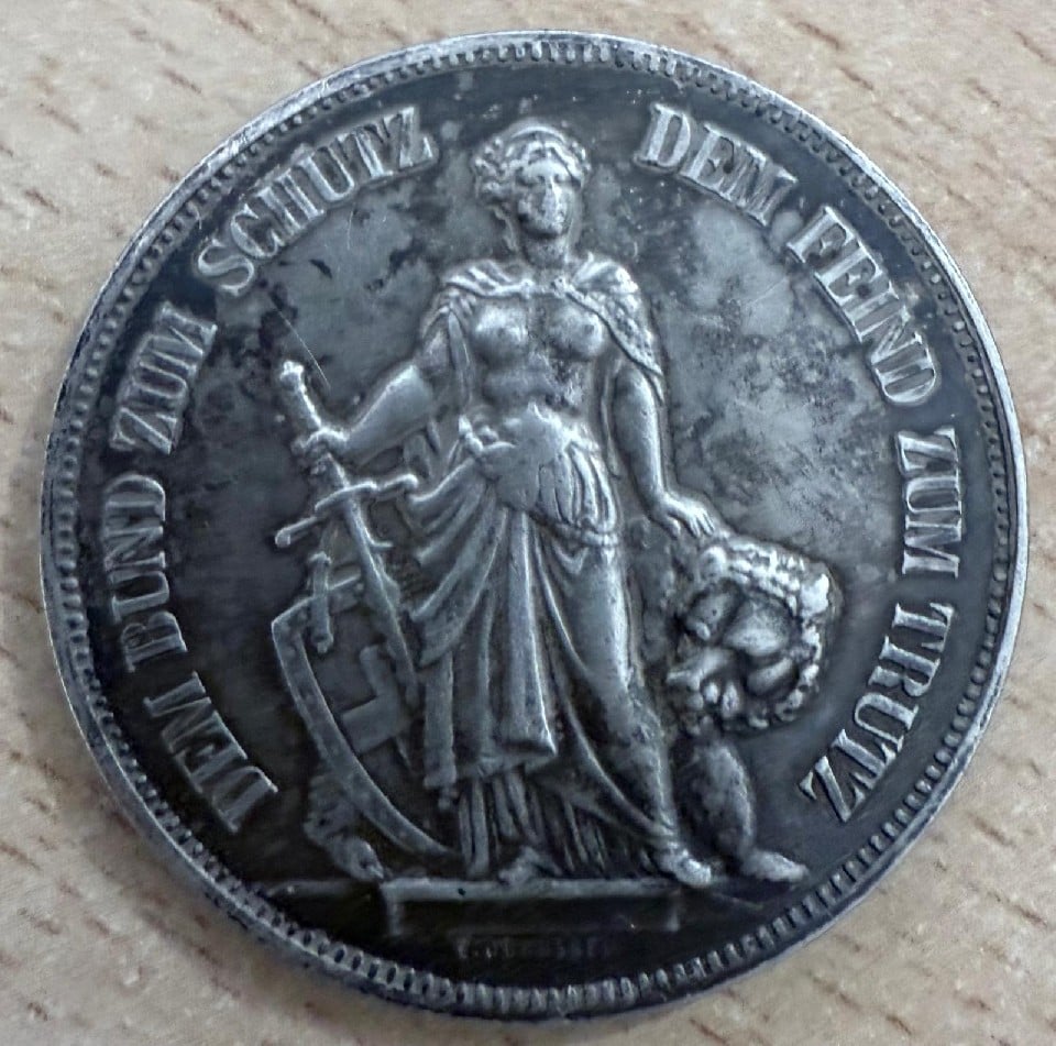 Foto 1 Moneta non identificata: 5 francos suizos 1885