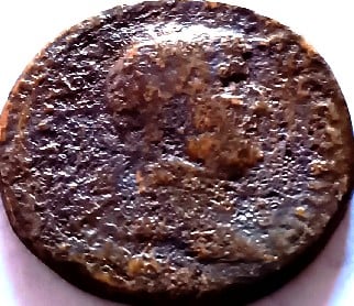 Foto 1 Moneta non identificata: Me pueden ayudar a identificar está moneda?