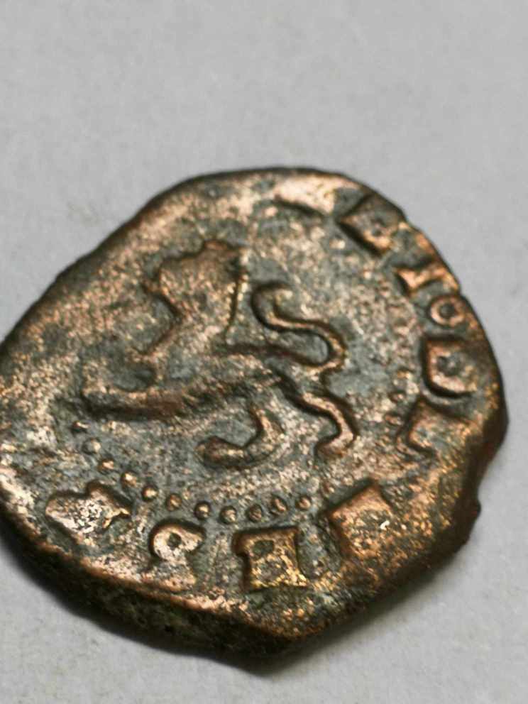 Foto 1 Moneta non identificata: Me pueden ayudar a identificar está moneda