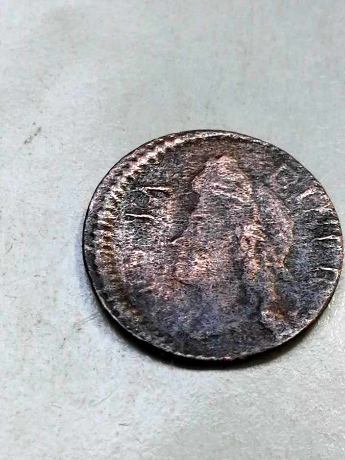 Foto 1 Moneta non identificata: Me pueden ayudar a identificar está moneda?