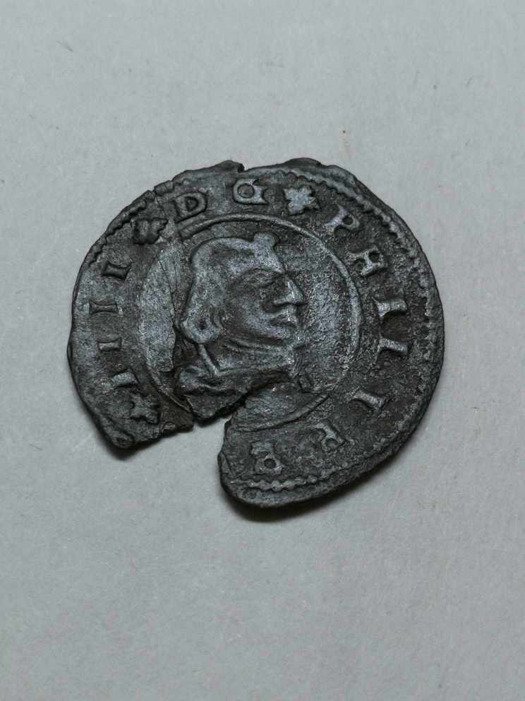 Foto 1 Moneta non identificata: Me pueden ayudar a identificar está moneda